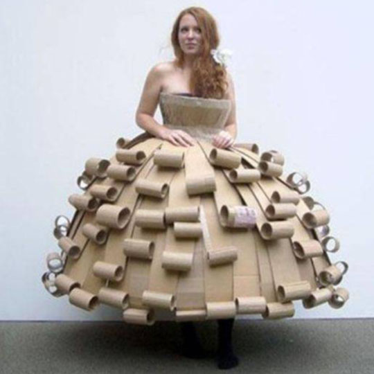 DIY Cardboard Costumes: Cardboard-ella