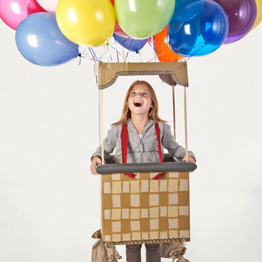 DIY Cardboard Costumes: Hot Air Balloon
