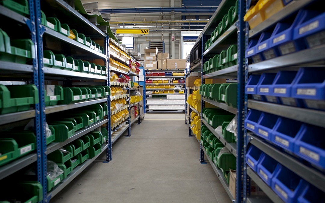 7 Tips for Organizing Your Retail Stockroom to Improve Productivity